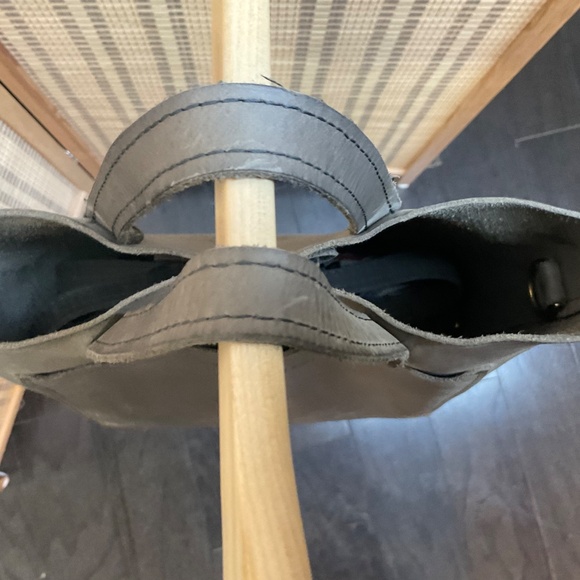 Portland Leather Goods Mini Crossbody Tote Bag w/ 2 Straps Groupie Gray - Picture 12 of 12